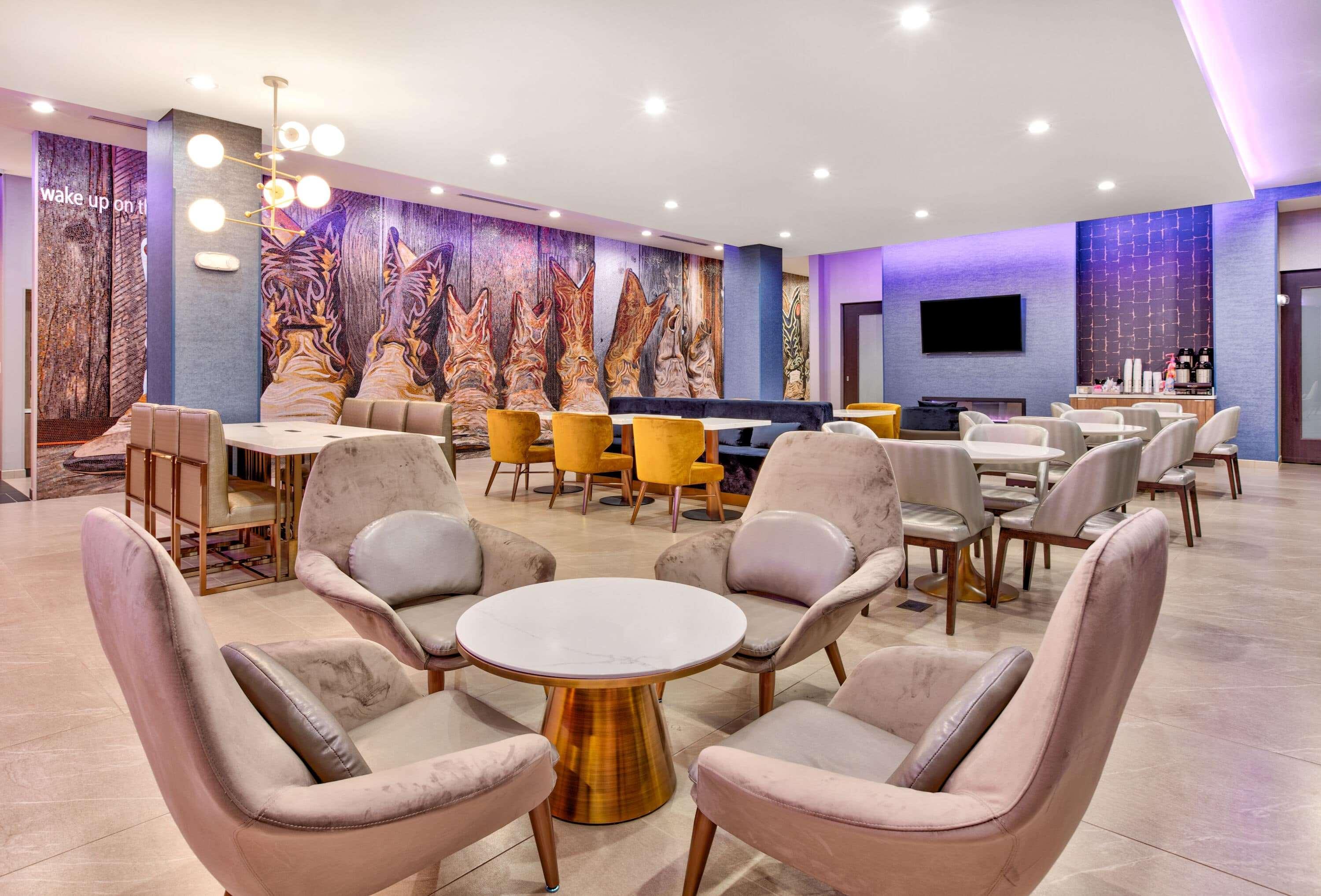 La Quinta Inn & Suites By Wyndham 特勒尔 外观 照片