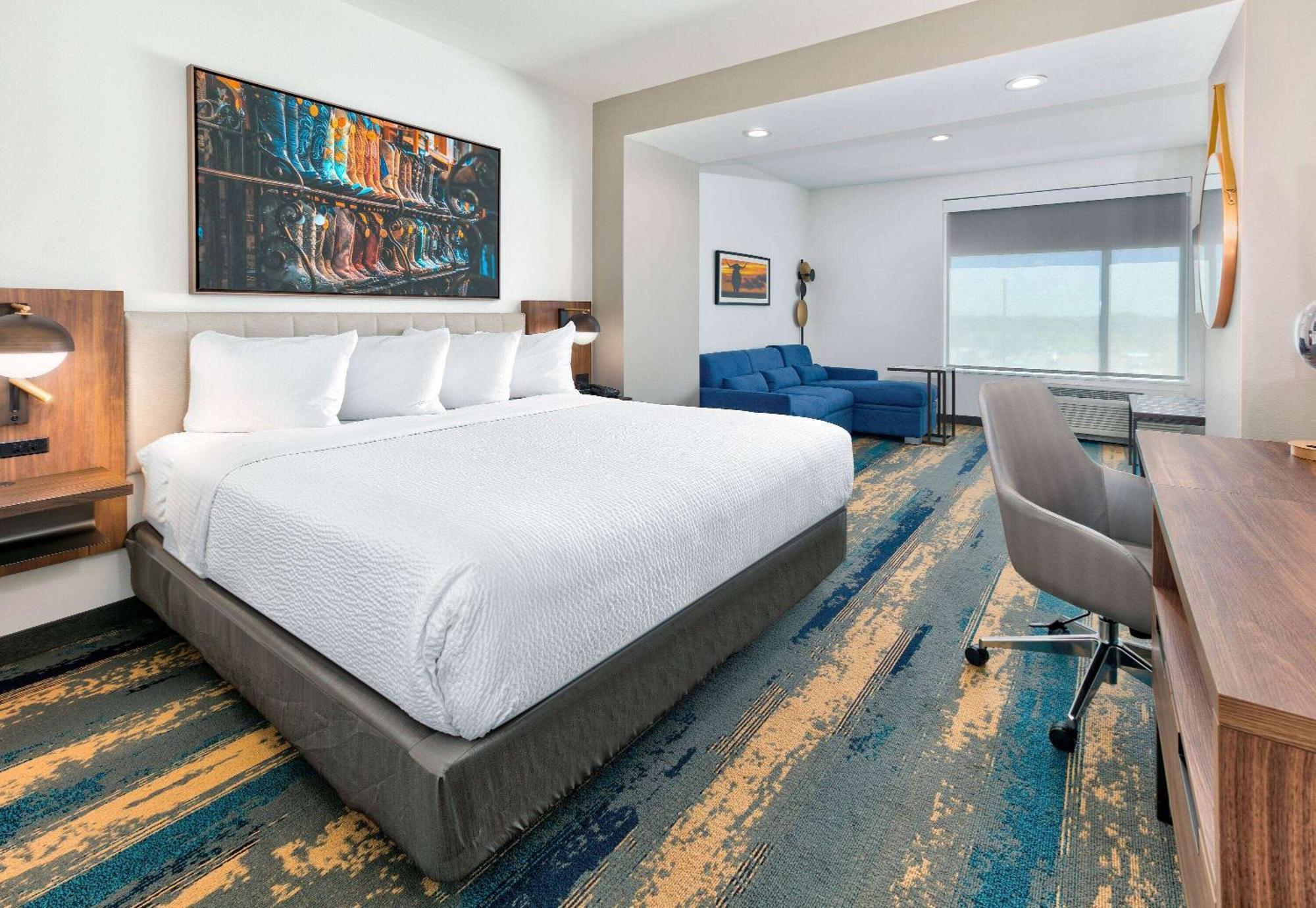 La Quinta Inn & Suites By Wyndham 特勒尔 外观 照片